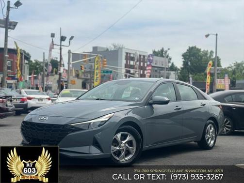 2021 Hyundai ELANTRA SE