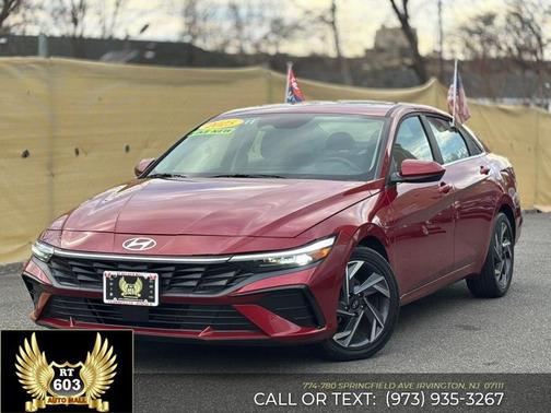 2025 Hyundai ELANTRA SEL