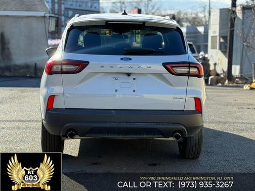 2025 Ford Escape ST-Line Select