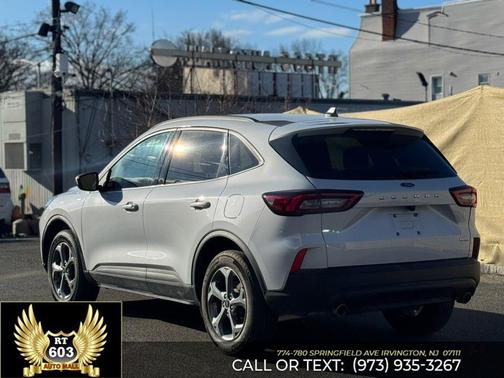 2025 Ford Escape ST-Line Select