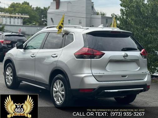 2018 Nissan Rogue SV