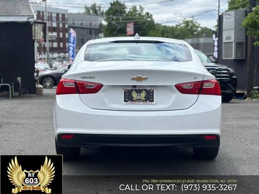 Summit White 2024 Chevrolet Malibu FWD 1LT