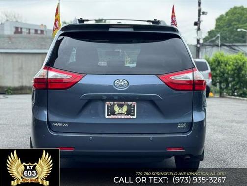 2017 Toyota Sienna XLE Premium
