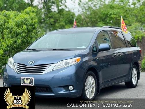 2017 Toyota Sienna XLE Premium