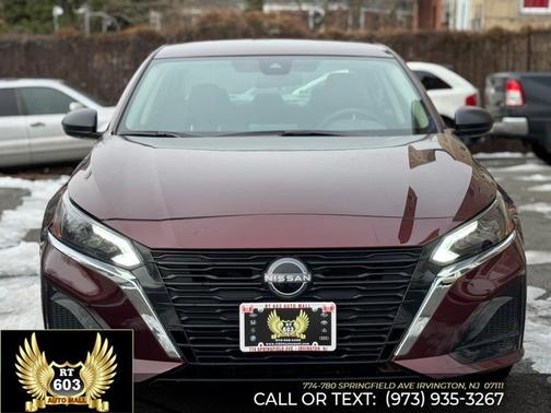 2025 Nissan Altima SV FWD