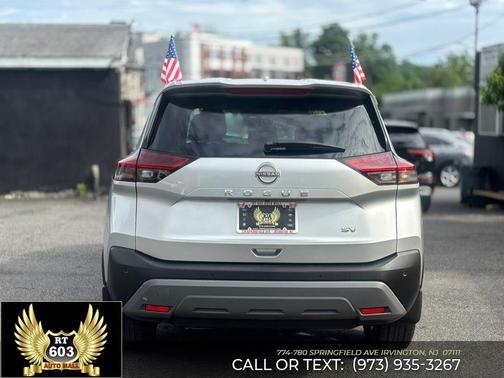 Brilliant Silver Metallic 2023 Nissan Rogue SV