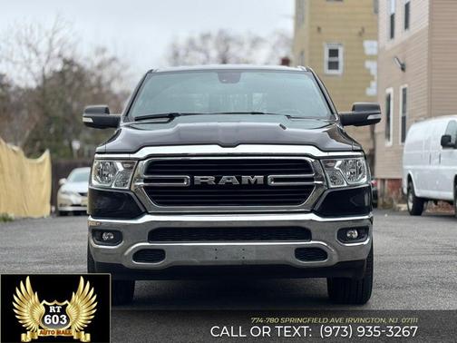 Diamond Black Crystal Pearlcoat 2021 RAM 1500 Big Horn/Lone Star