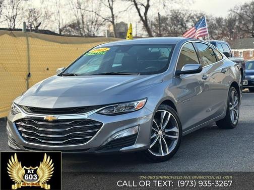 Sterling Gray Metallic 2024 Chevrolet Malibu FWD 2LT