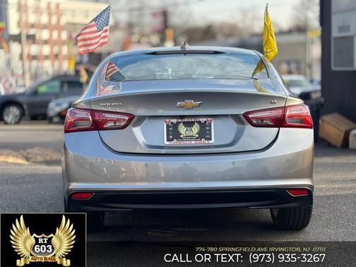 Sterling Gray Metallic 2024 Chevrolet Malibu FWD 2LT