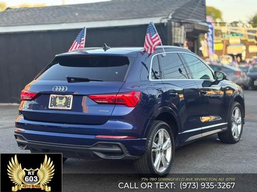 Navarra Blue Metallic 2022 Audi Q3 45 S line Premium