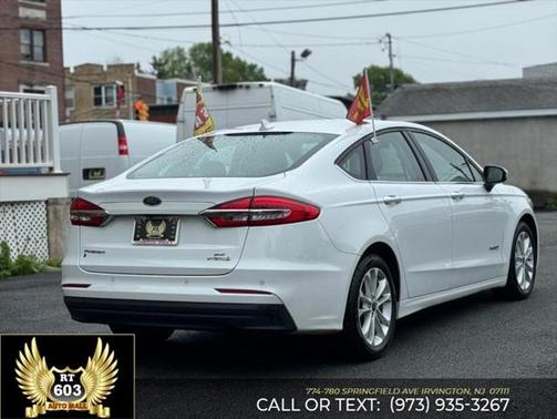 2019 Ford Fusion Hybrid SE