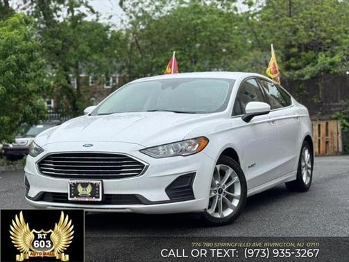2019 Ford Fusion Hybrid SE