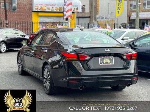 2023 Nissan Altima 2.5 SV