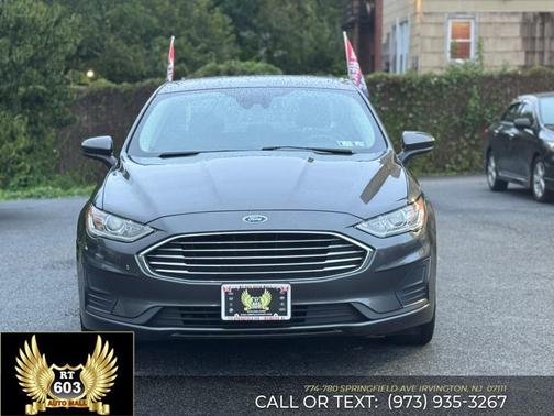 2020 Ford Fusion SE