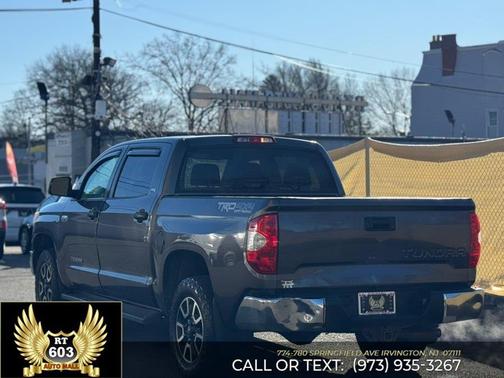 2017 Toyota Tundra SR5