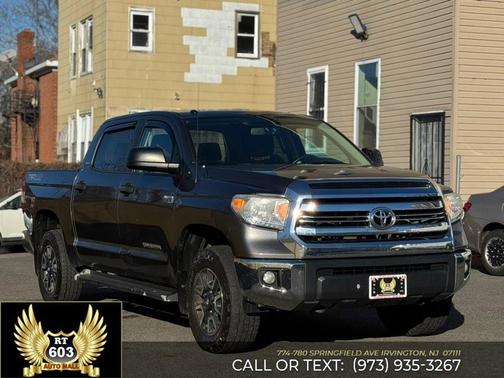 2017 Toyota Tundra SR5