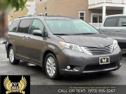 Predawn Gray Mica 2017 Toyota Sienna XLE