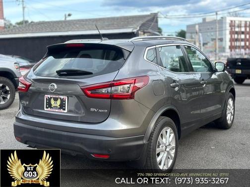 Gun Metallic 2022 Nissan Rogue Sport SV