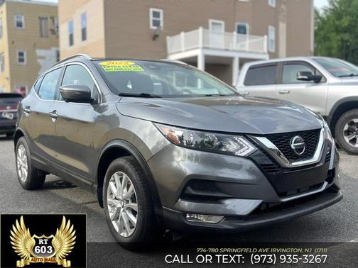 Gun Metallic 2022 Nissan Rogue Sport SV