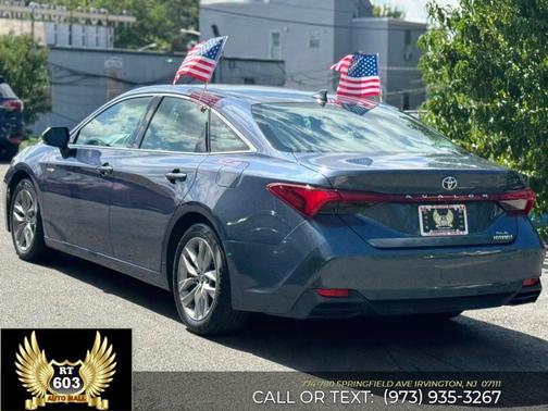 2019 Toyota Avalon Hybrid Limited