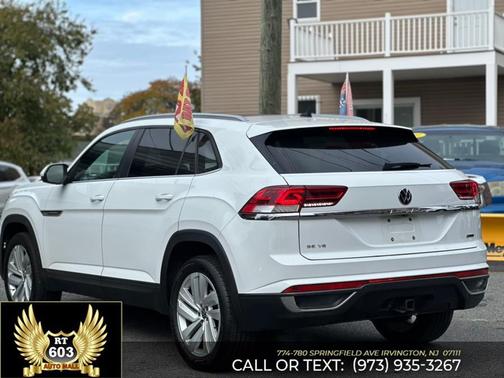 2020 Volkswagen Atlas Cross Sport 3.6L V6 SE w/Technology R-Line