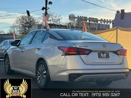 2024 Nissan Altima 2.5 SV