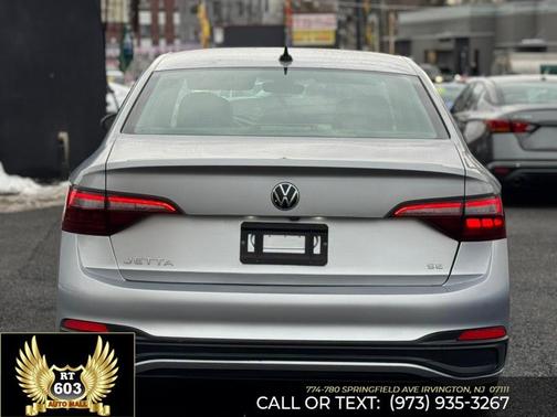 2024 Volkswagen Jetta 1.5T SE