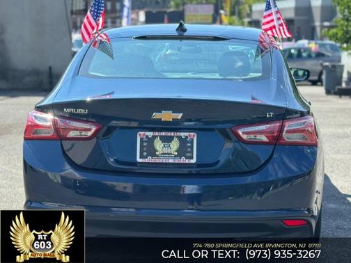 2022 Chevrolet Malibu FWD LT
