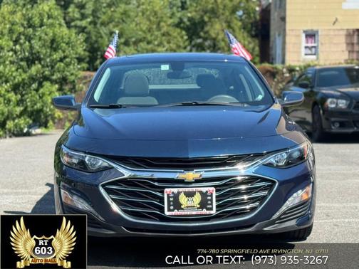 2022 Chevrolet Malibu FWD LT