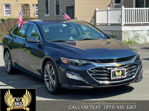 2022 Chevrolet Malibu FWD LT