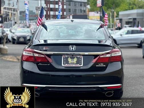 Crystal Black Pearl 2017 Honda Accord Touring V6