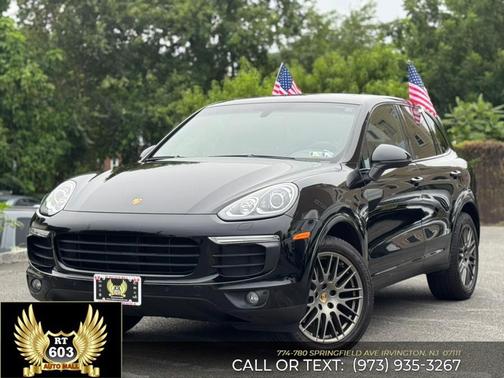 2017 Porsche Cayenne Platinum Edition