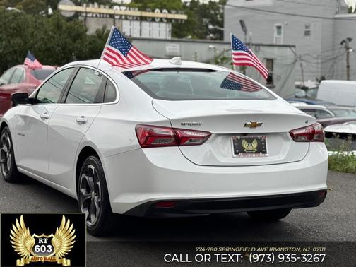 2022 Chevrolet Malibu FWD LT