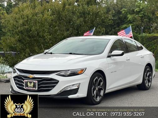 2022 Chevrolet Malibu FWD LT