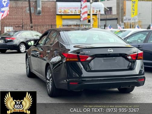 2023 Nissan Altima 2.5 SV