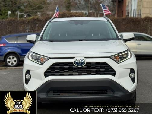 2021 Toyota RAV4 Hybrid XLE