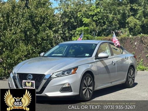2022 Nissan Altima 2.5 SV