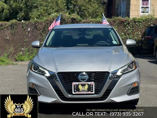 2022 Nissan Altima 2.5 SV