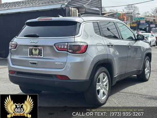 Billet Silver Metallic Clearcoat 2022 Jeep Compass Latitude
