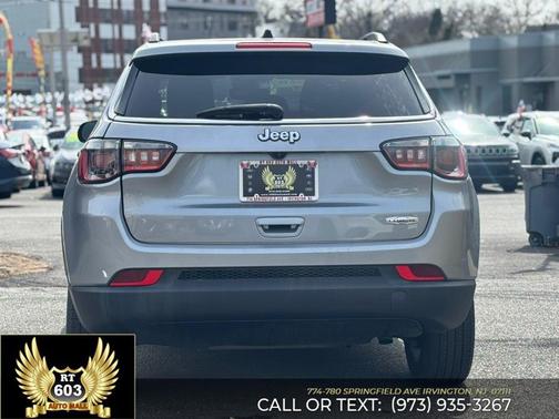 Billet Silver Metallic Clearcoat 2022 Jeep Compass Latitude