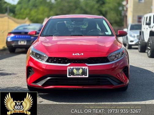 Currant Red 2023 Kia Forte LXS