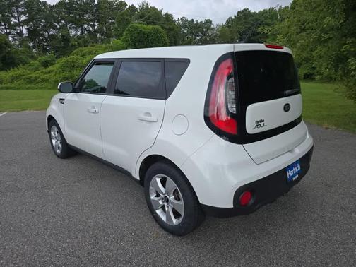 2018 Kia Soul Base