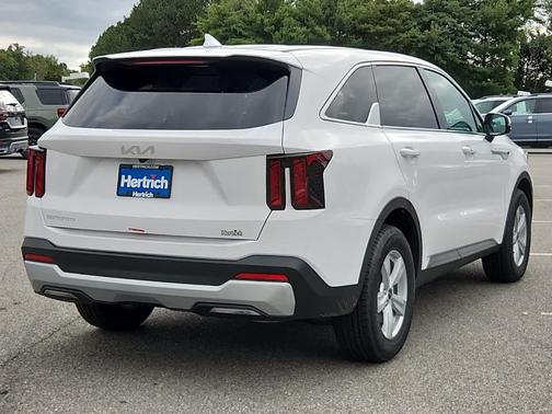 2026 Kia Sorento LX