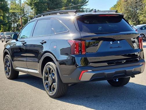 2025 Kia Sorento X-Line EX