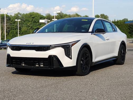 2025 Kia K4 GT-Line Turbo