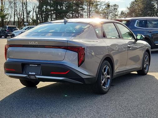 2025 Kia K4