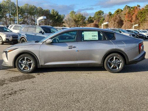2025 Kia K4