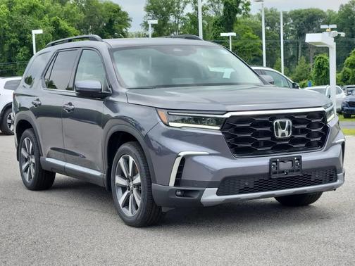 2025 Honda Pilot Touring