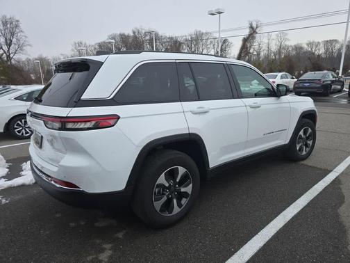 2024 Jeep Grand Cherokee 4xe Base