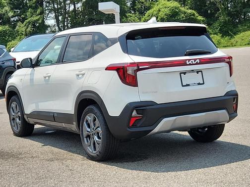2025 Kia Seltos LX